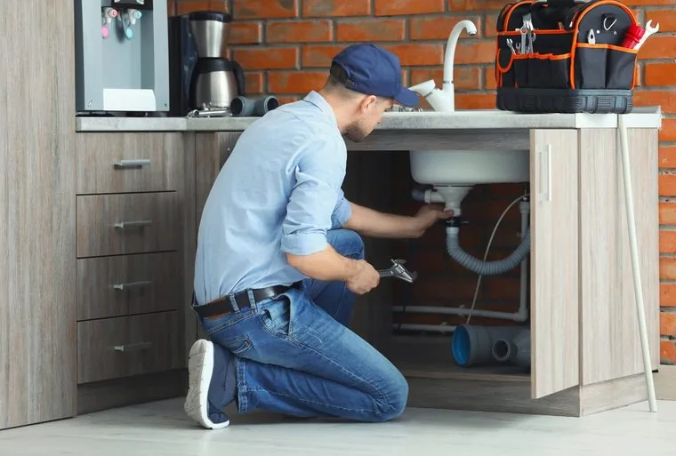 Tradesperson emergency service